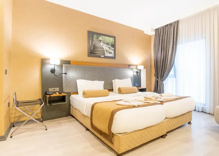 Orange Hotel & Spa